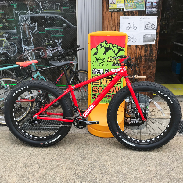 富山市 ファットバイク入門に 本格アルミファットバイク Charge Bike Cooker Max1 Toolate Sports トゥーレイトスポーツ 富山の自転車店 スノースクートプロショップ