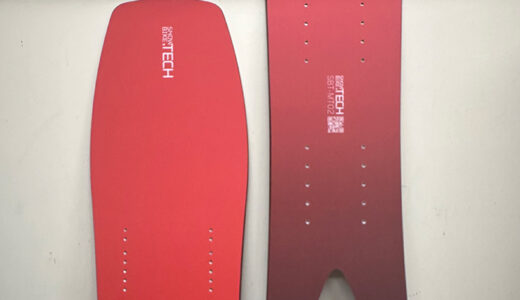 スノースクート最大サイズのパウダーボードスノーバイクテック THE POW,リアカーボンプレート入荷しました