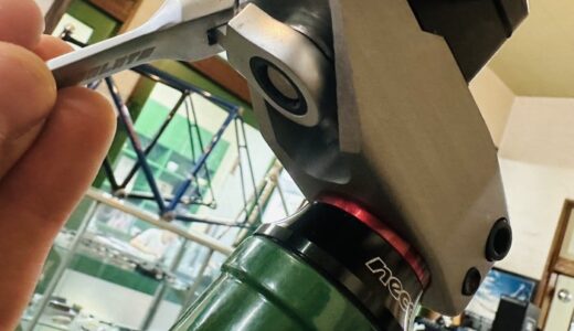 スノーバイクテック　ユニットステム２。スノースクートのハンドルバー、運搬積載時に簡単に取り外せる