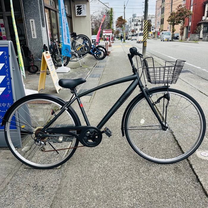 整備済みのカゴ付き中古クロスバイク全体